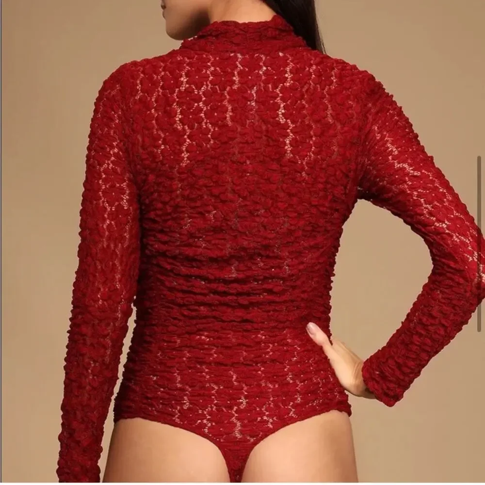 Intimately Free People Day N Night holly berry red lace bodysuit size Small NWT